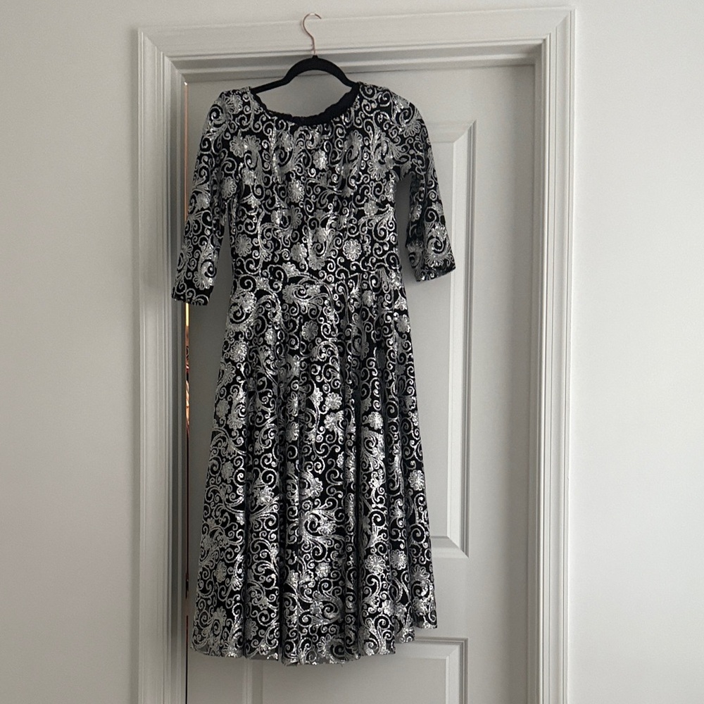 Elegant Black and White Swirl Dress